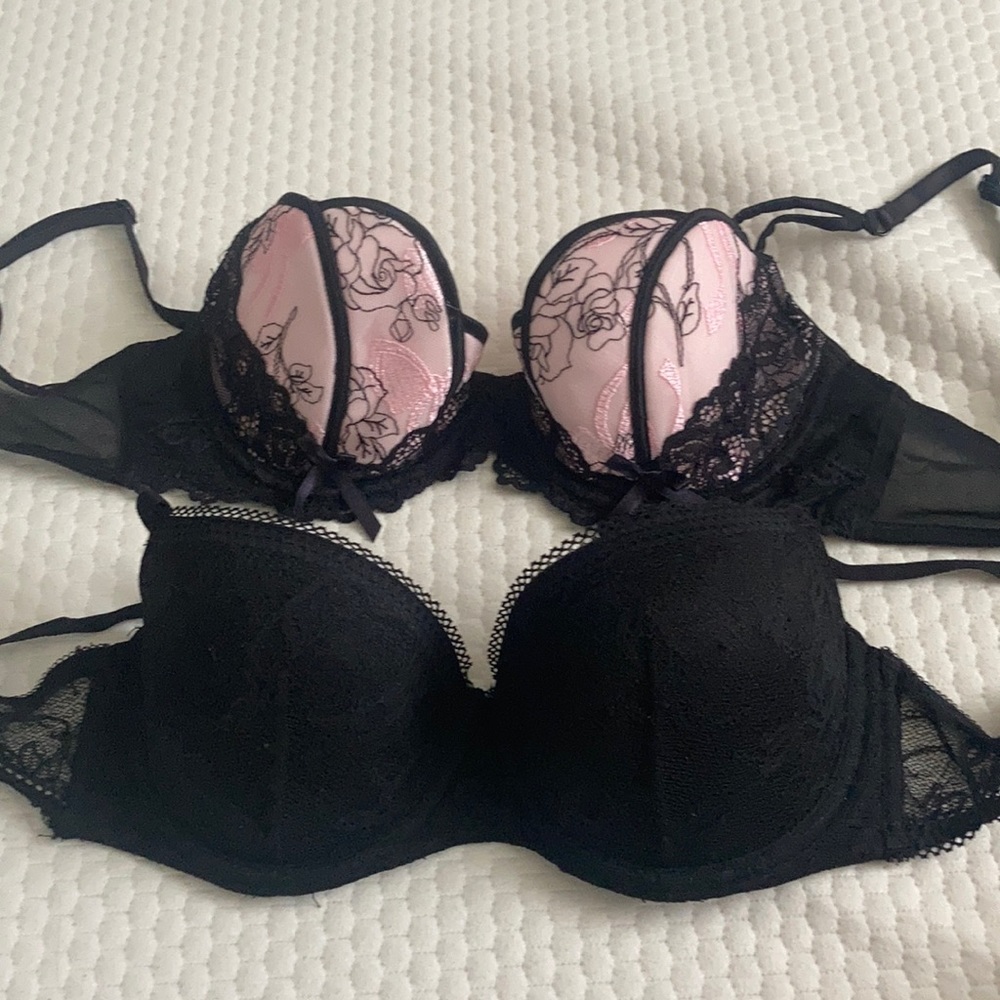 Victoria’s Secret bras